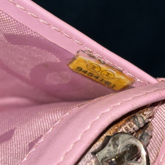 Chanel Pink Quilted Wallet - Picture 12 of 15